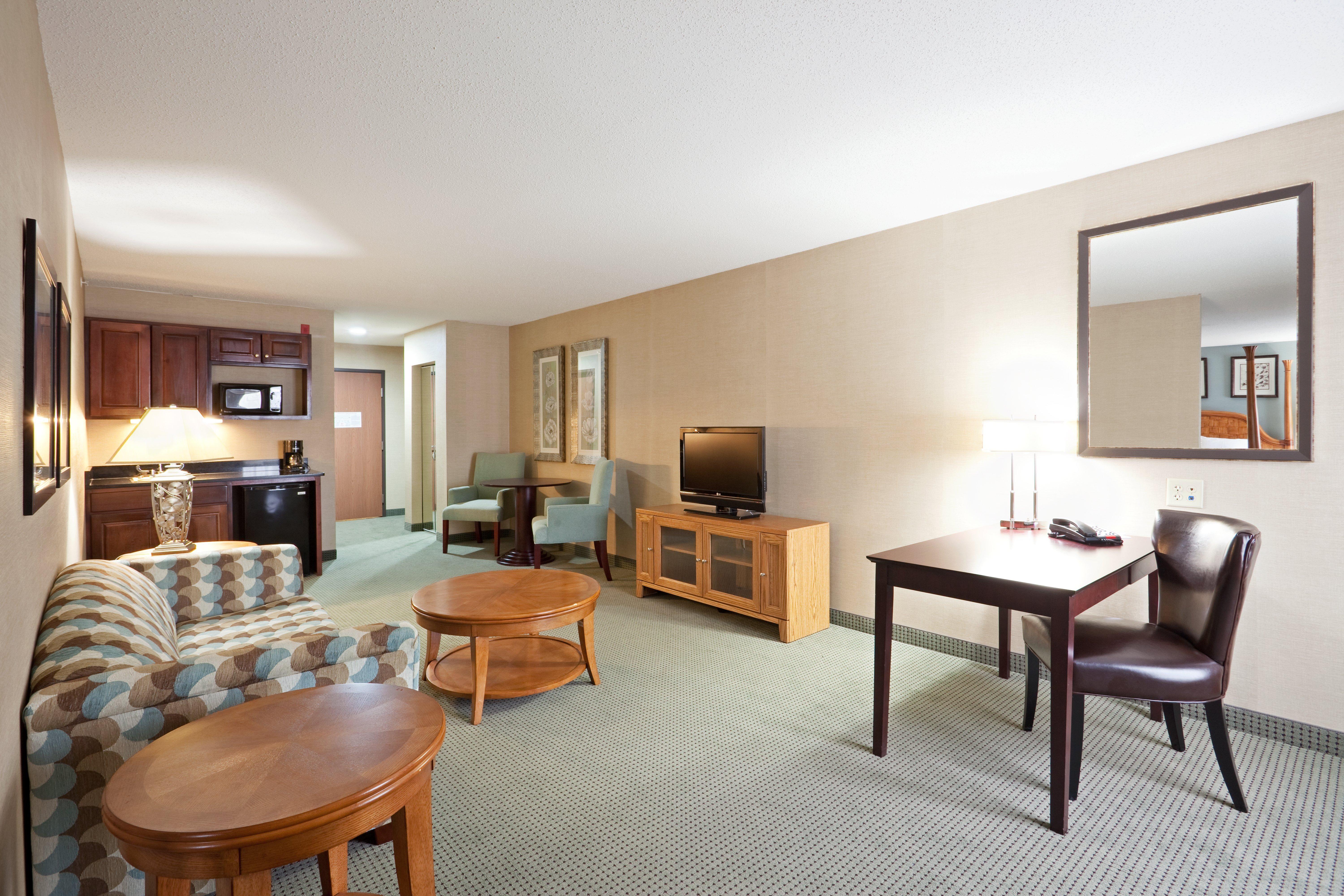 Holiday Inn Express And Suites Meriden By Ihg Ngoại thất bức ảnh
