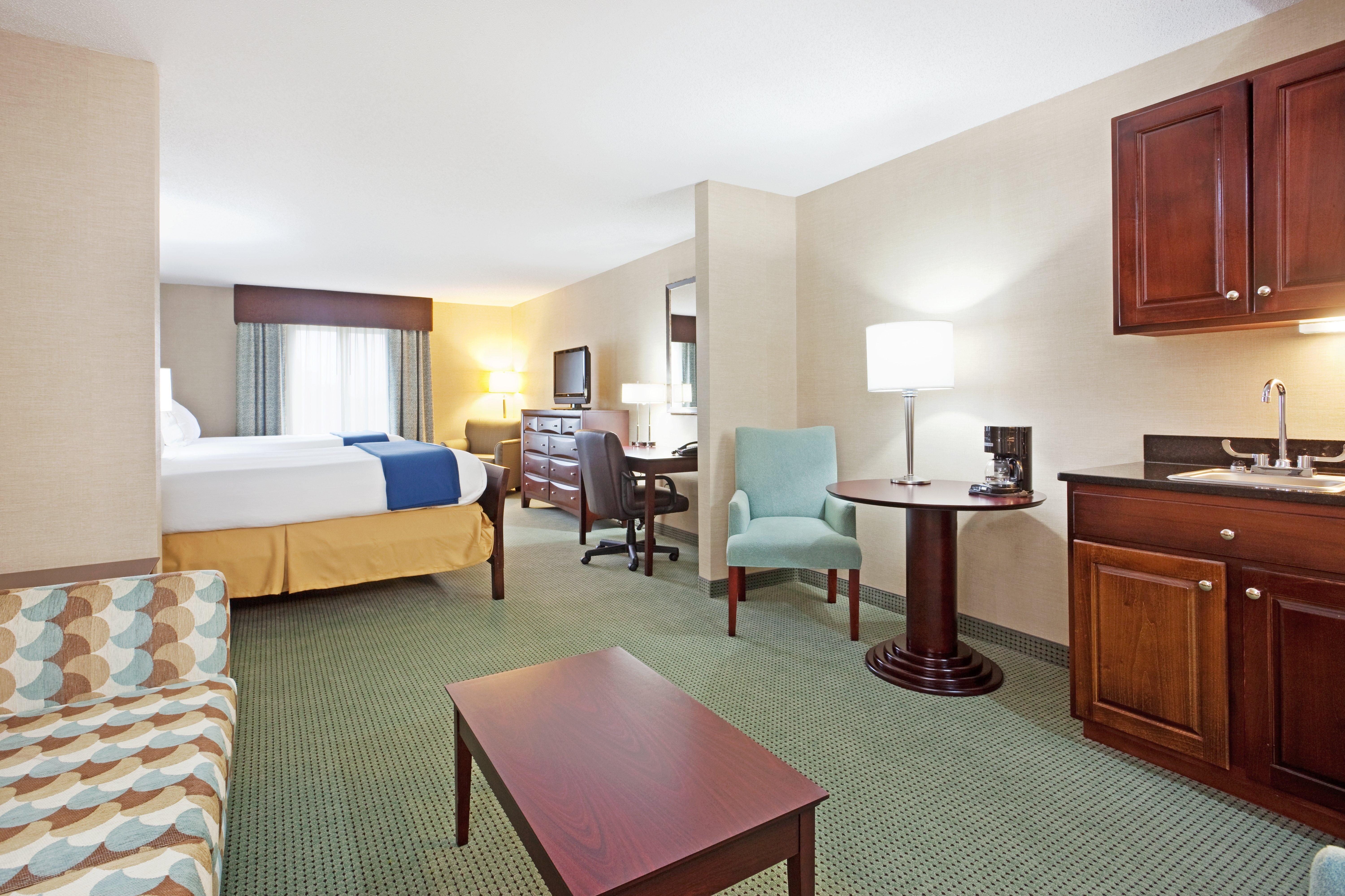 Holiday Inn Express And Suites Meriden By Ihg Ngoại thất bức ảnh