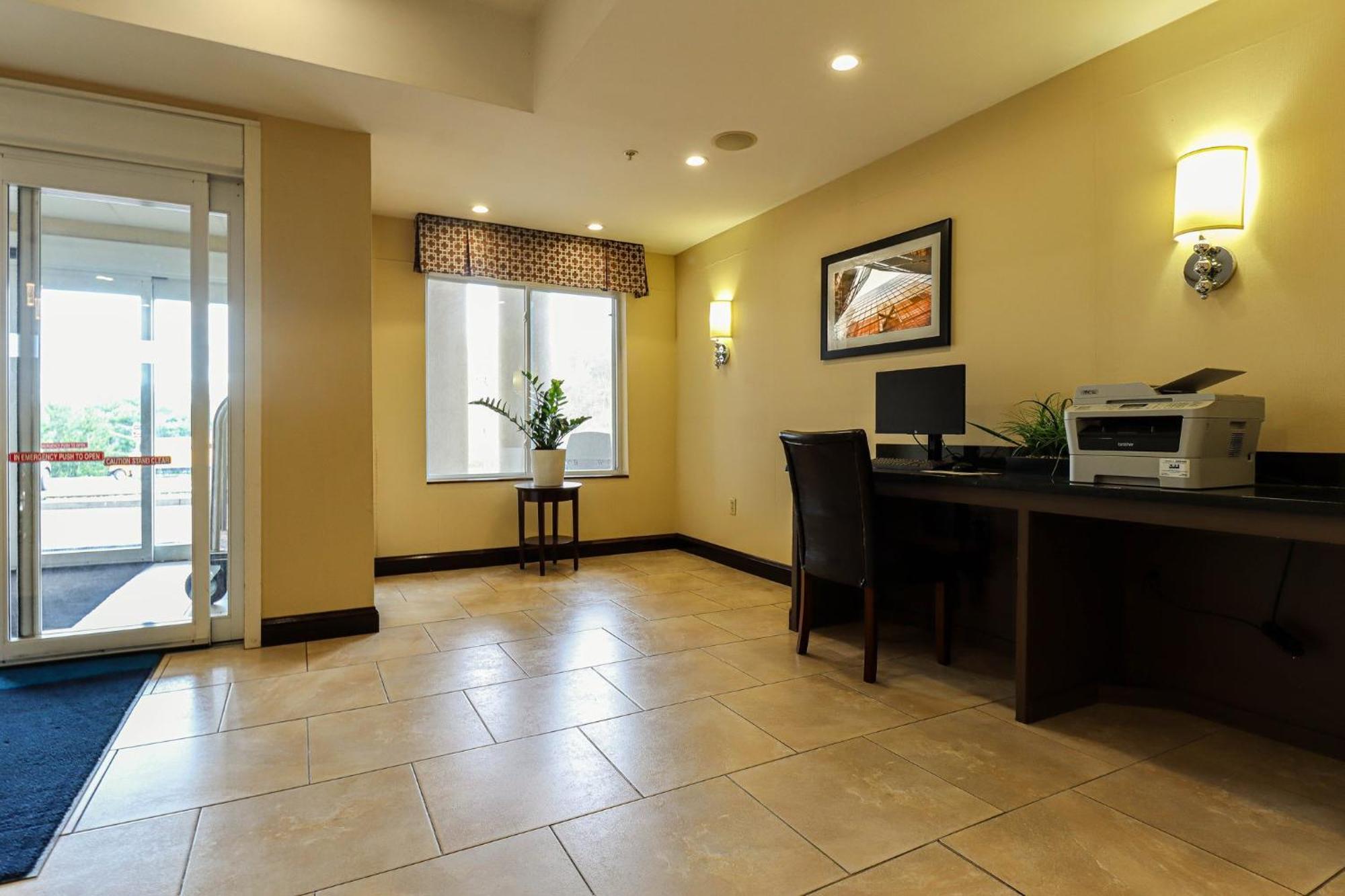 Holiday Inn Express And Suites Meriden By Ihg Ngoại thất bức ảnh