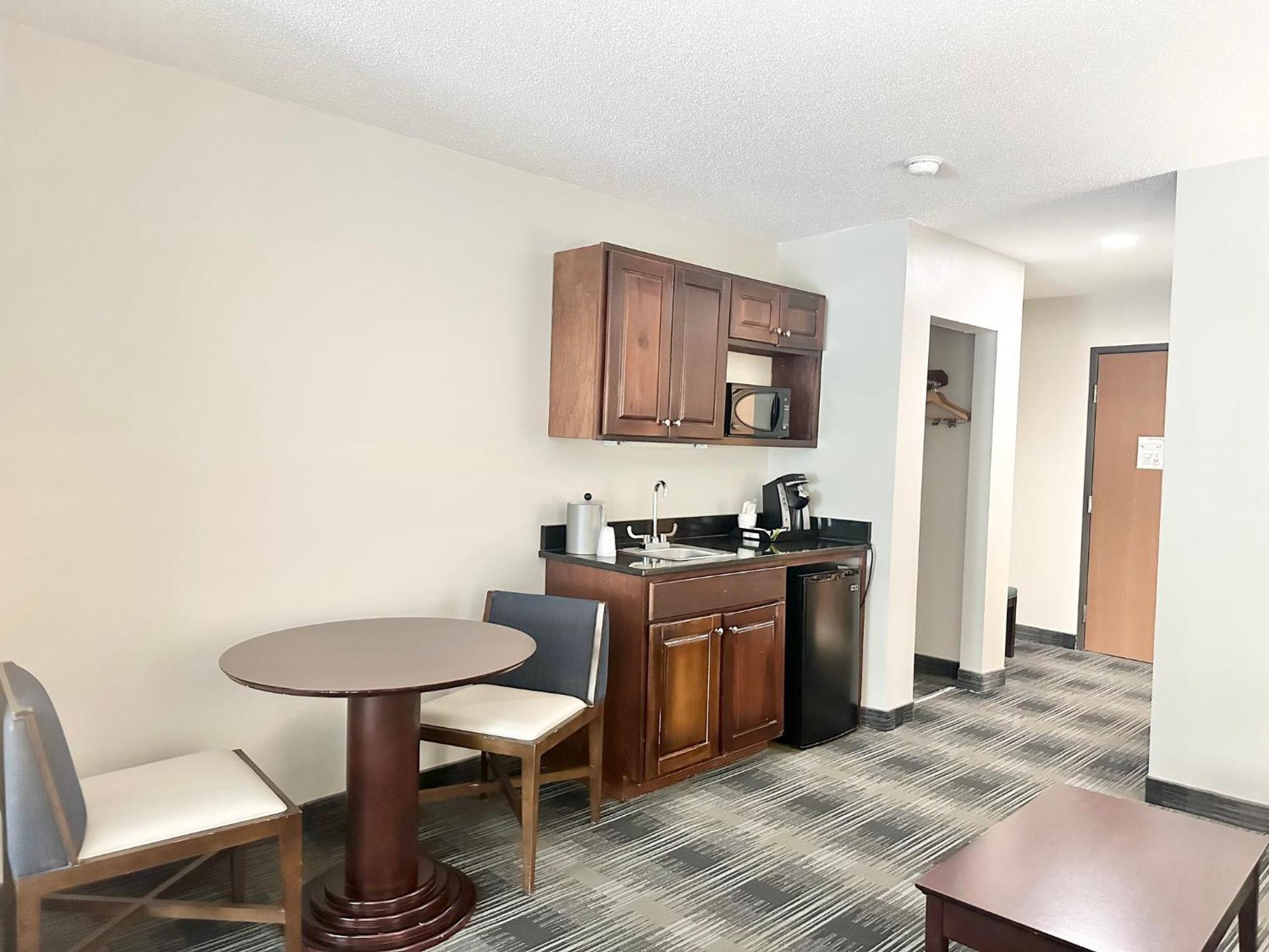 Holiday Inn Express And Suites Meriden By Ihg Ngoại thất bức ảnh