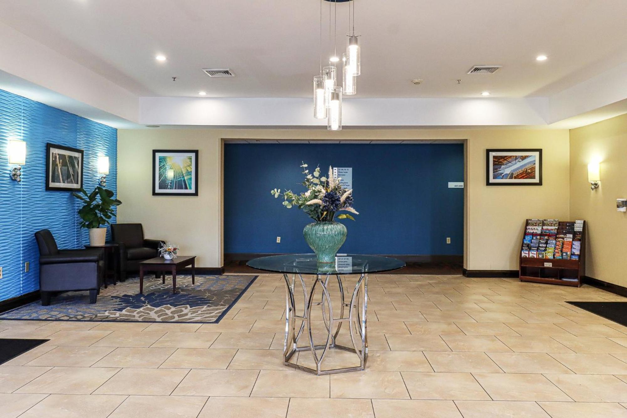 Holiday Inn Express And Suites Meriden By Ihg Ngoại thất bức ảnh