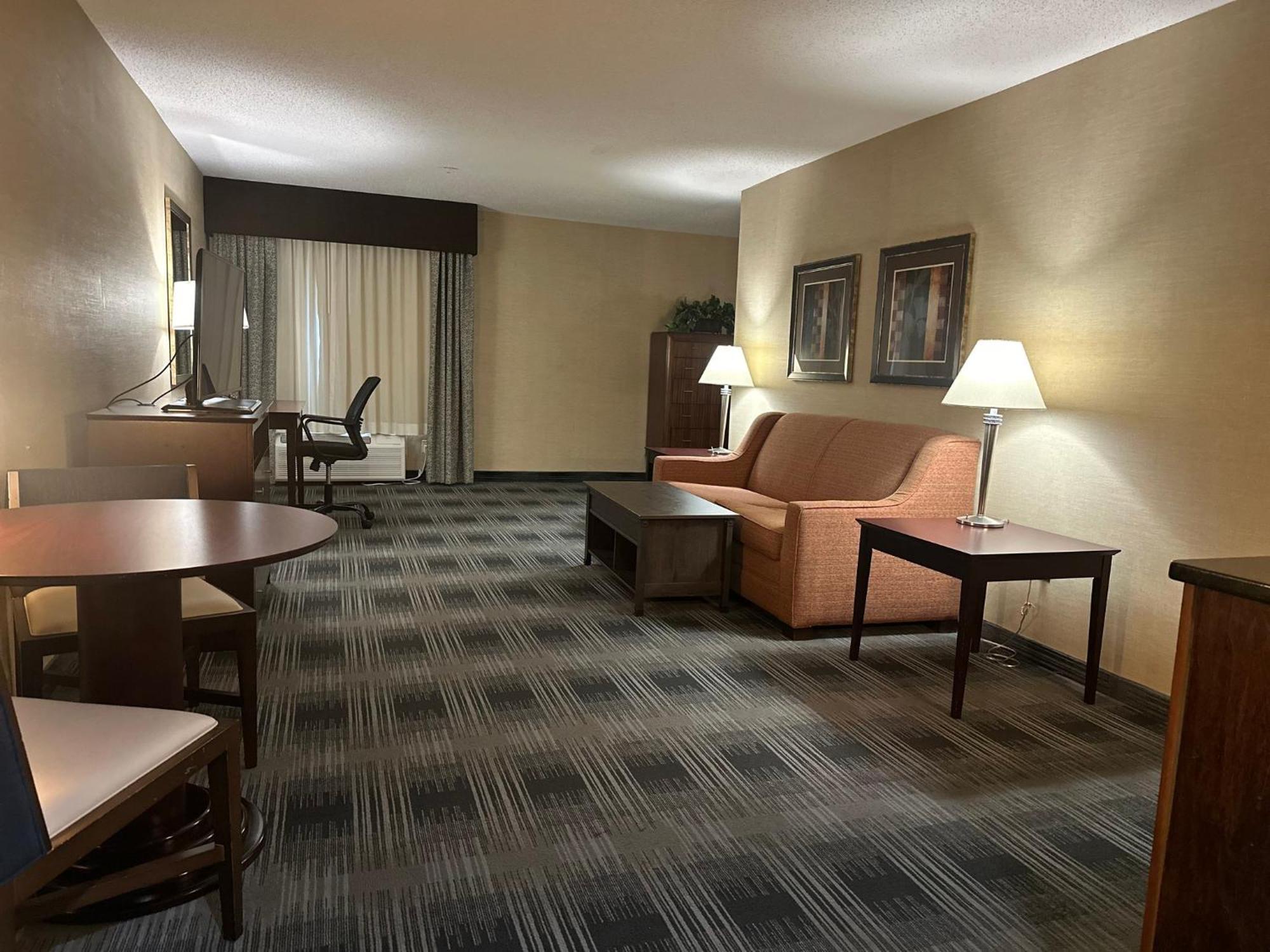 Holiday Inn Express And Suites Meriden By Ihg Ngoại thất bức ảnh