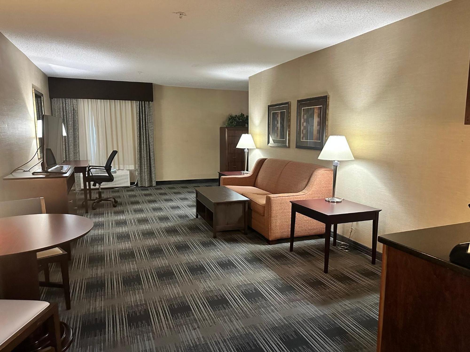 Holiday Inn Express And Suites Meriden By Ihg Ngoại thất bức ảnh