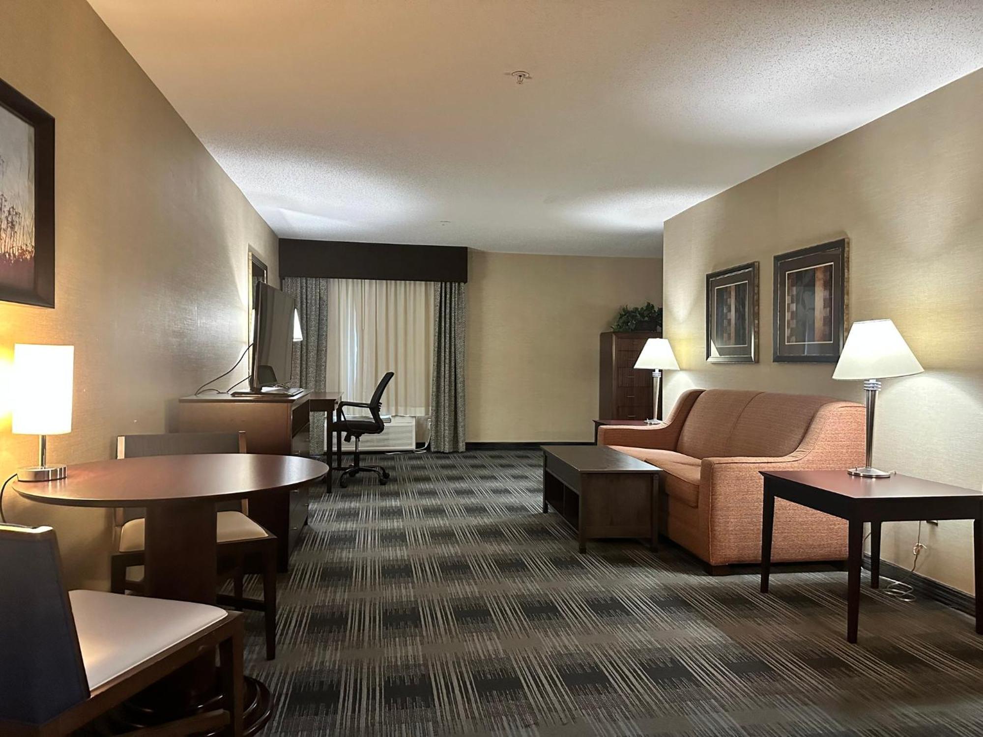 Holiday Inn Express And Suites Meriden By Ihg Ngoại thất bức ảnh