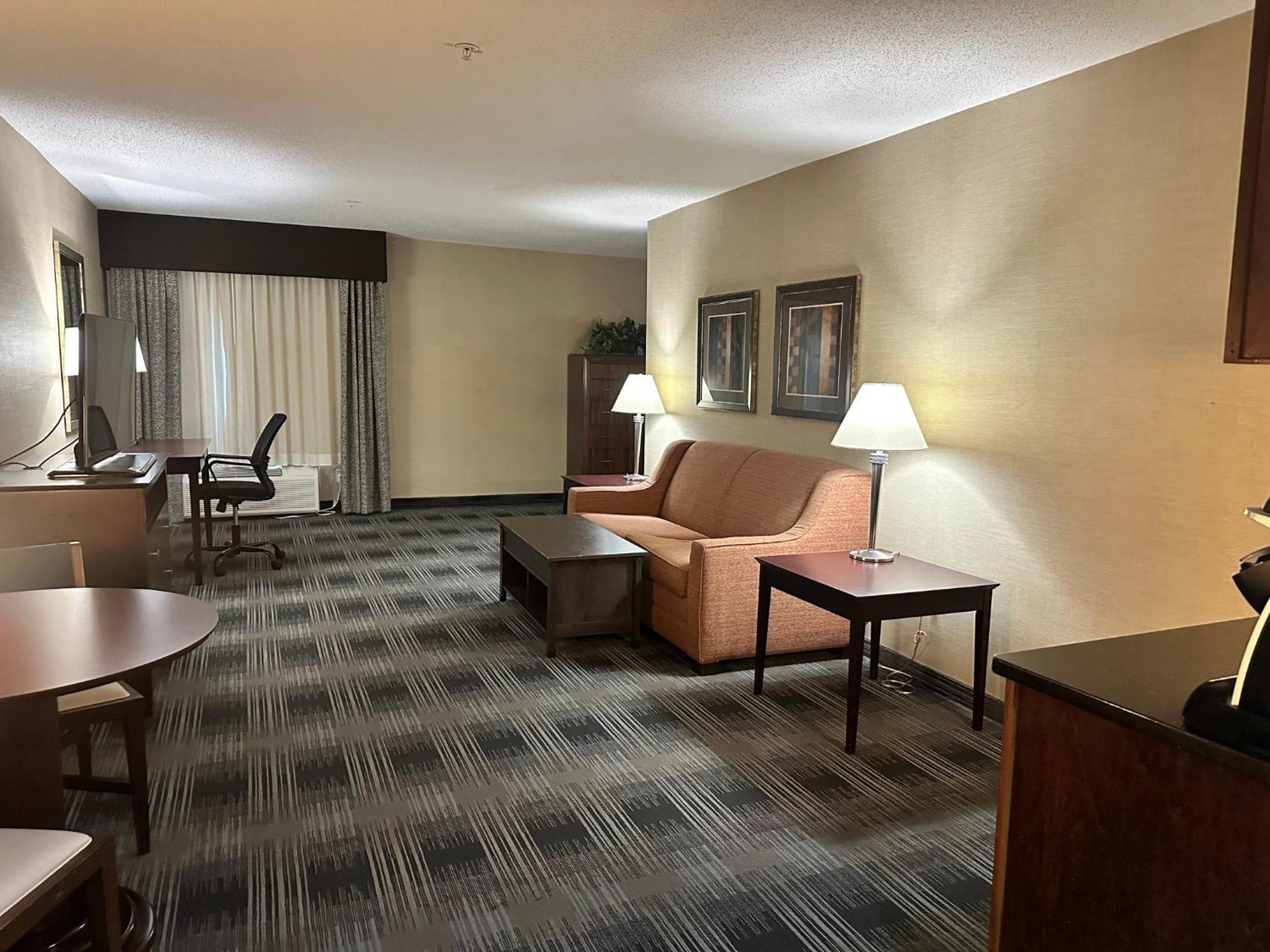Holiday Inn Express And Suites Meriden By Ihg Ngoại thất bức ảnh